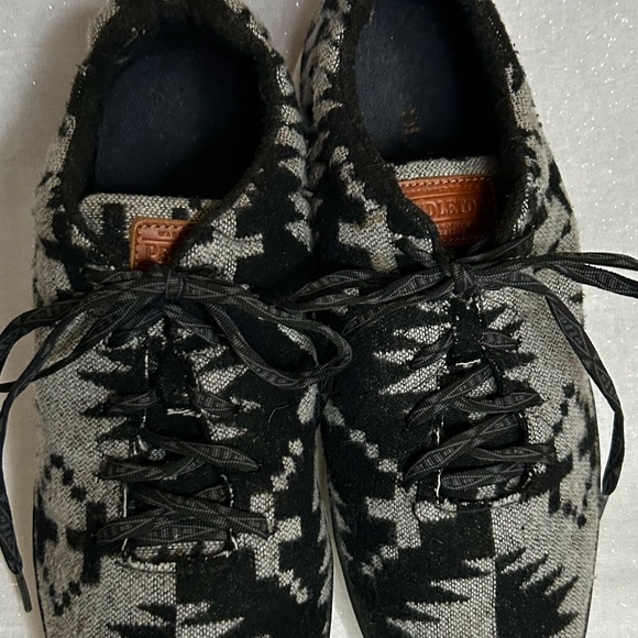 Nike Roshe Run Pendleton Running Shoes Sneakers Size US 9 Nike ID - Picture 2 of 11